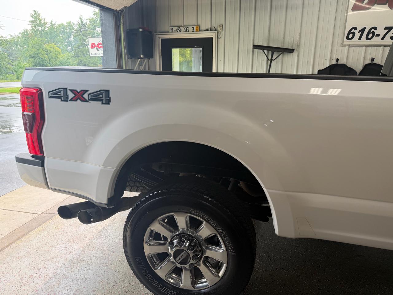 Ford F-350 SD Platinum Crew Cab Long Box 4WD 2019