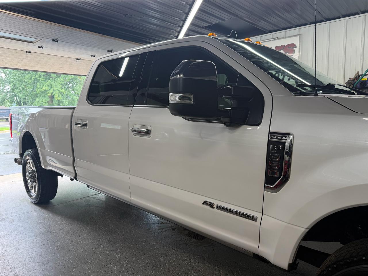 Ford F-350 SD Platinum Crew Cab Long Box 4WD 2019