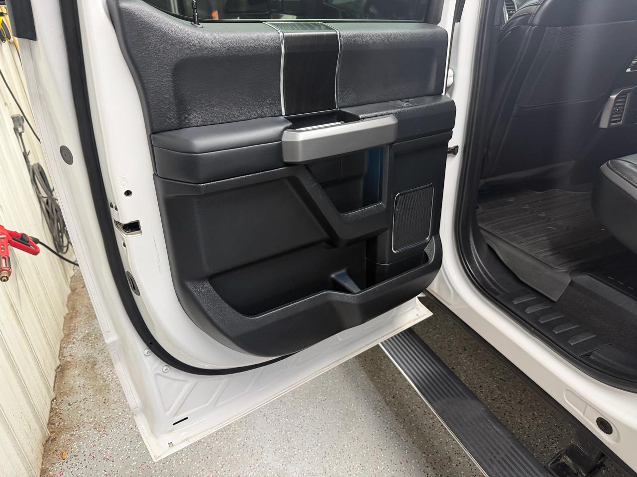 Ford F-350 SD Platinum Crew Cab Long Box 4WD 2019
