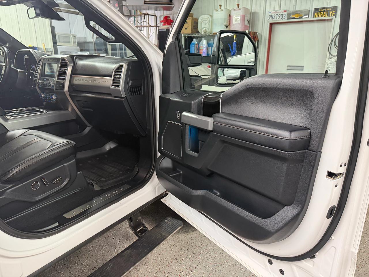 Ford F-350 SD Platinum Crew Cab Long Box 4WD 2019