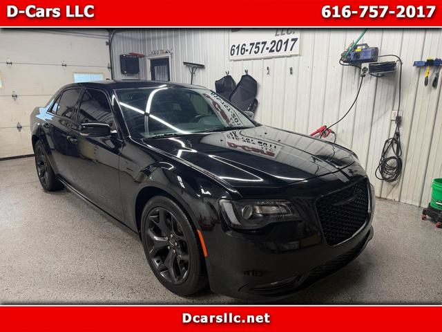 Black 2021 Chrysler 300 Sedan Rear-Wheel Drive Automatic