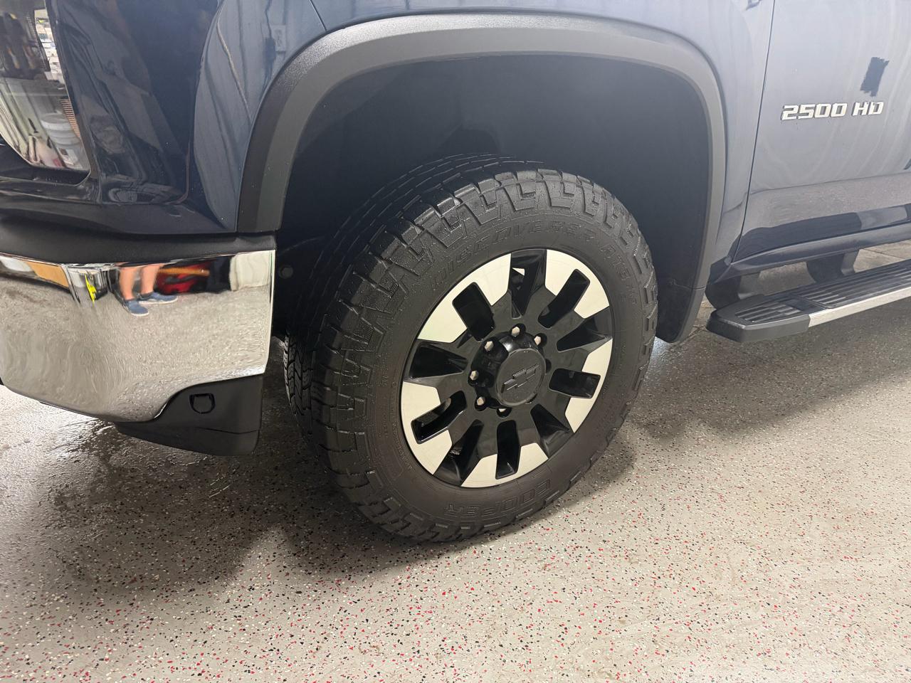 2020 Chevrolet Silverado 2500HD LT - Photo 6