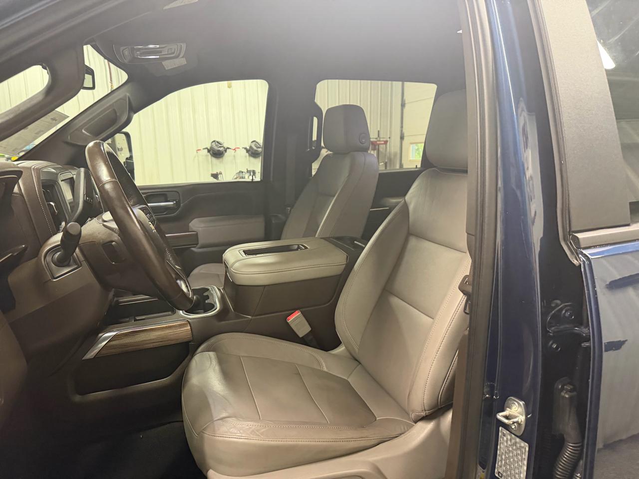 2020 Chevrolet Silverado 2500HD LT - Photo 18