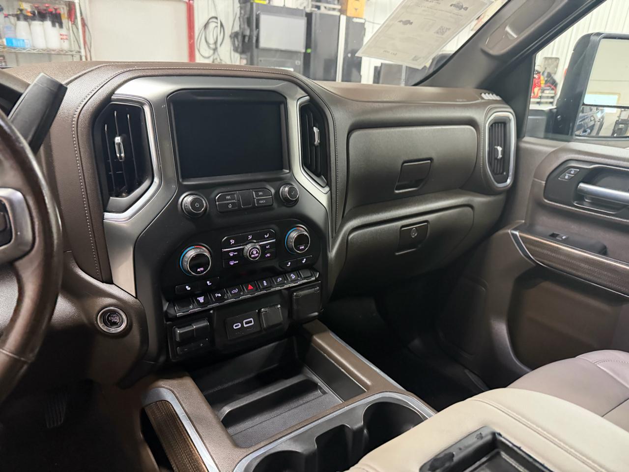 2020 Chevrolet Silverado 2500HD LT - Photo 20