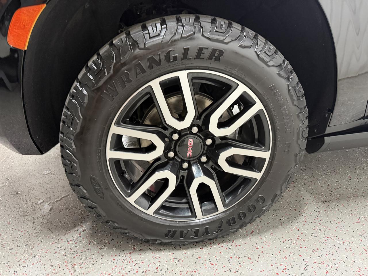 GMC Yukon XL AT4 2021