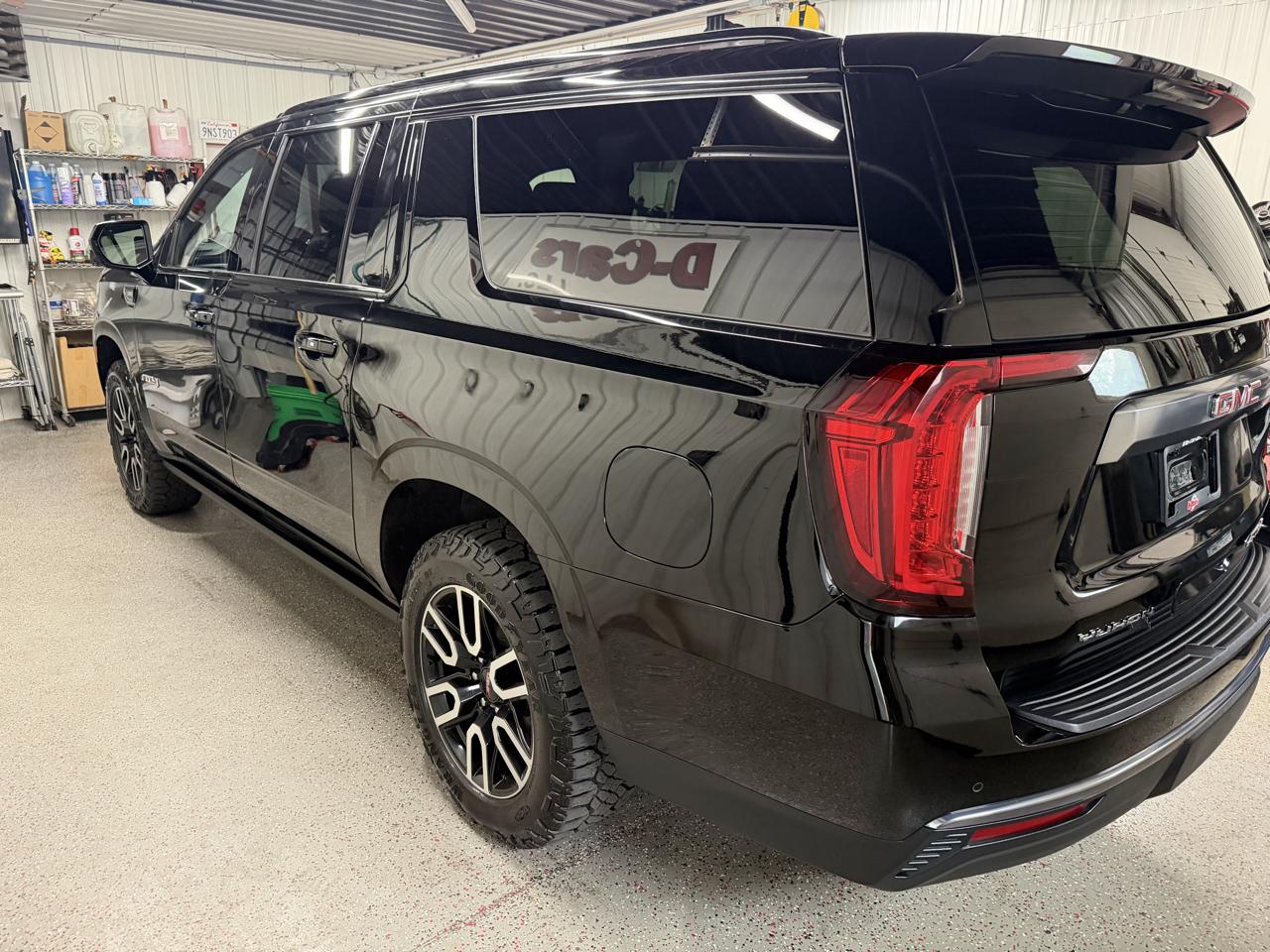 GMC Yukon XL AT4 2021