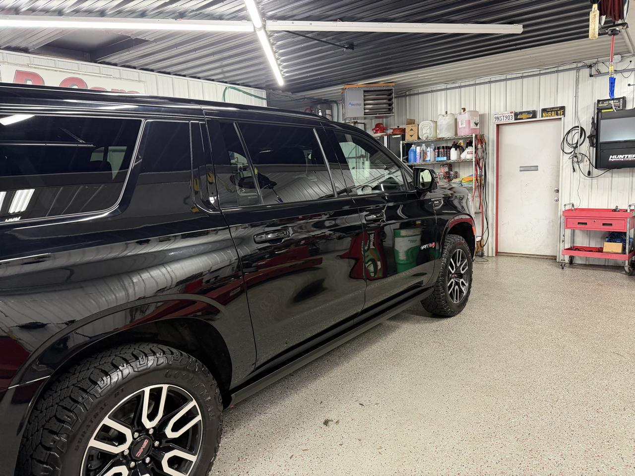 GMC Yukon XL AT4 2021