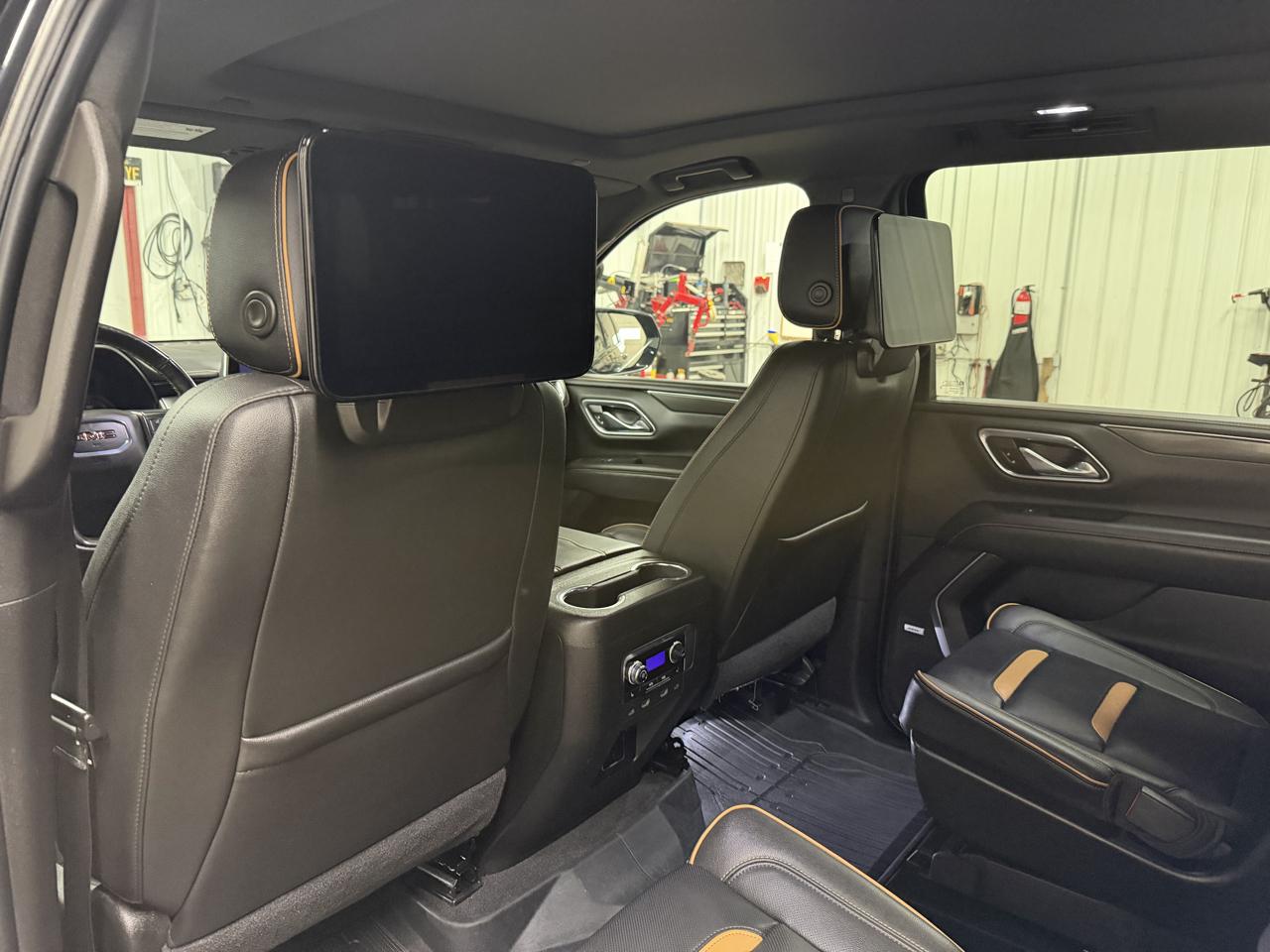 GMC Yukon XL AT4 2021