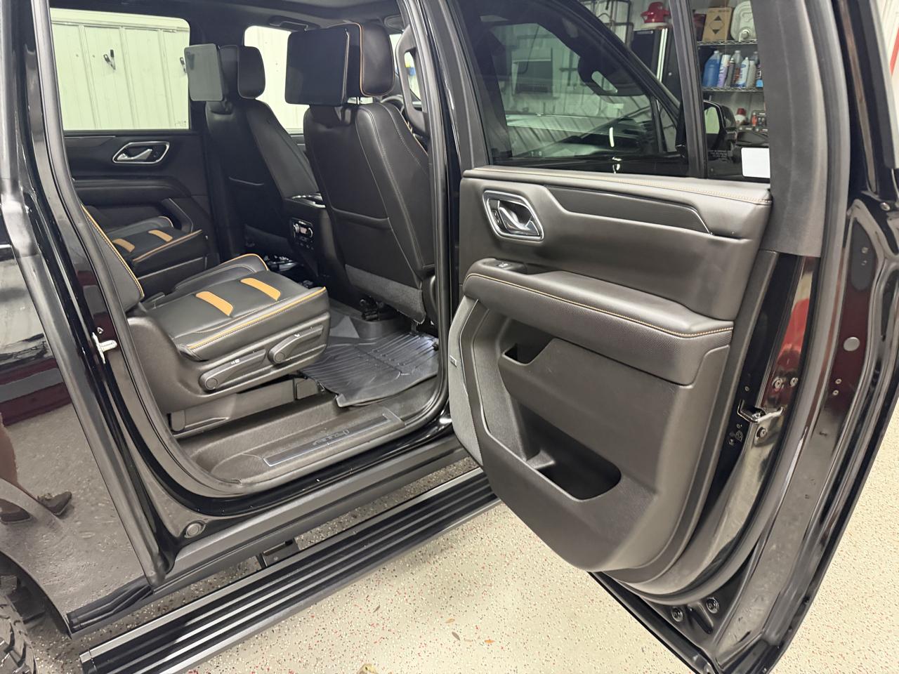 GMC Yukon XL AT4 2021