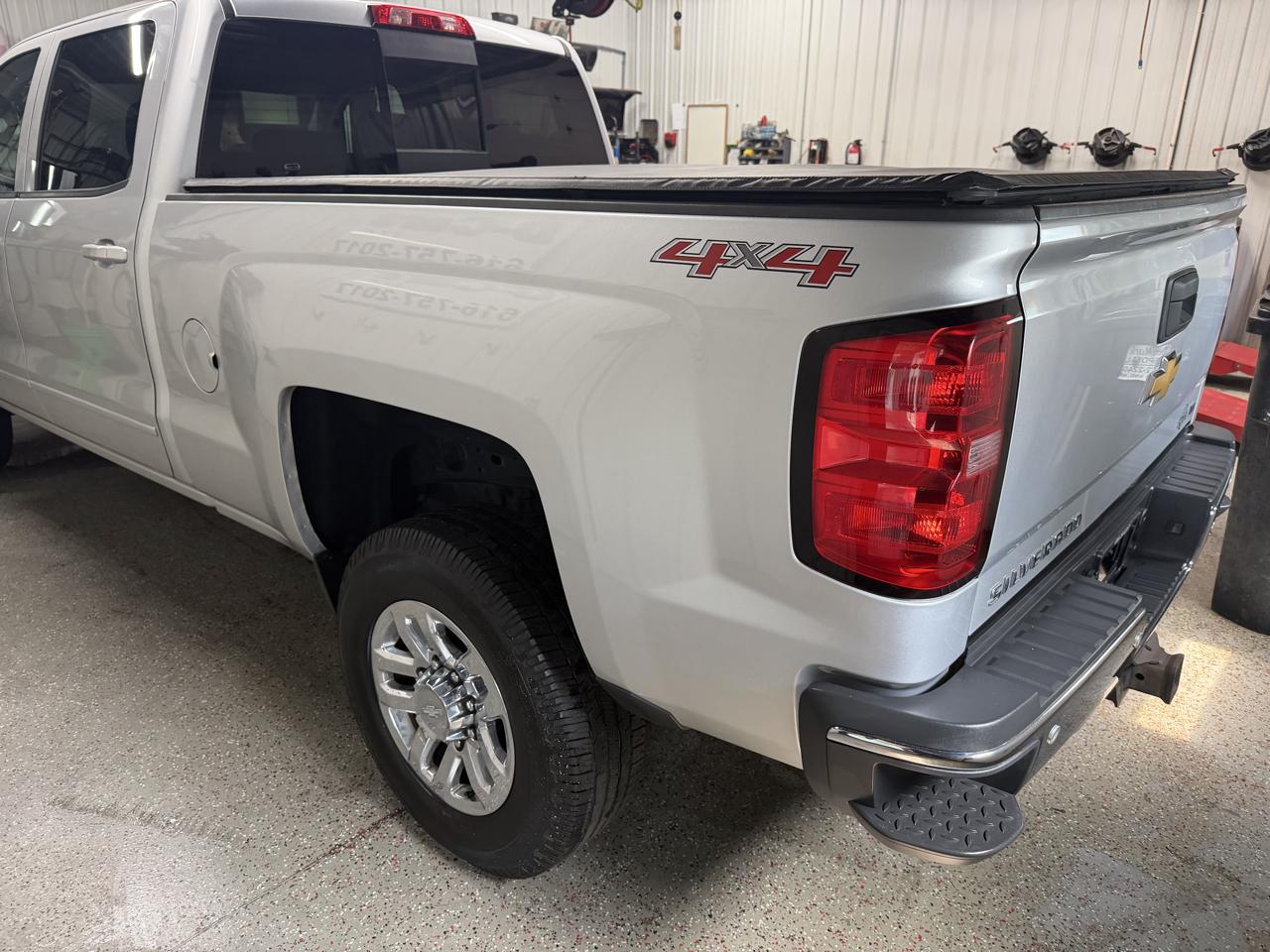 Chevrolet Silverado 2500HD 4WD Crew Cab 159" LT 2015