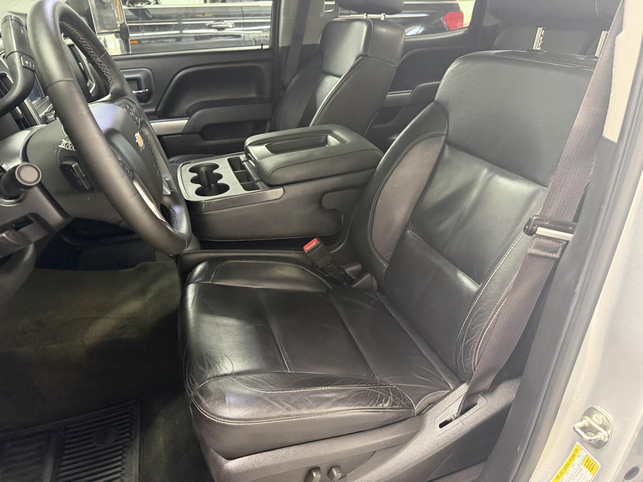 Chevrolet Silverado 2500HD 4WD Crew Cab 159" LT 2015
