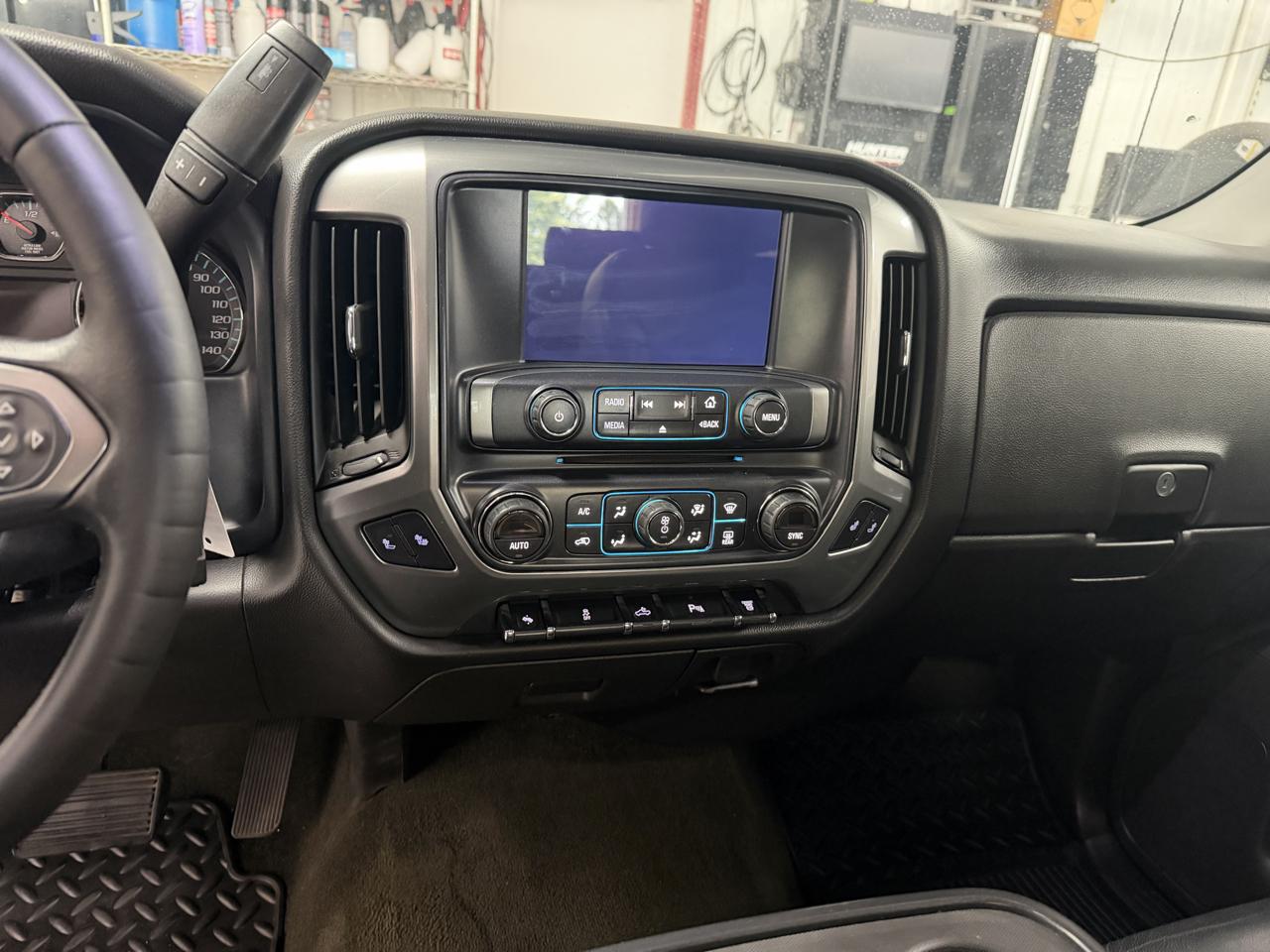 Chevrolet Silverado 2500HD 4WD Crew Cab 159" LT 2015