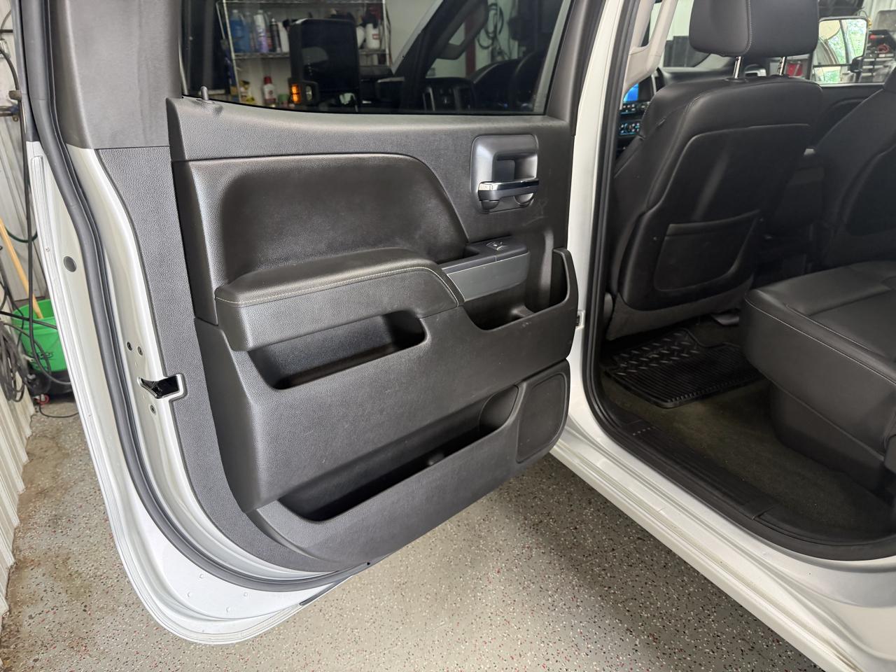 Chevrolet Silverado 2500HD 4WD Crew Cab 159" LT 2015