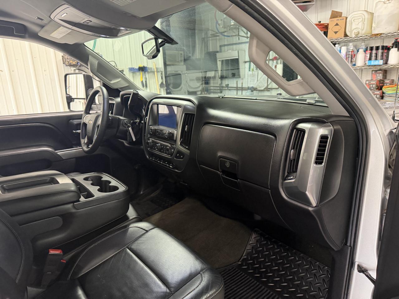 Chevrolet Silverado 2500HD 4WD Crew Cab 159" LT 2015