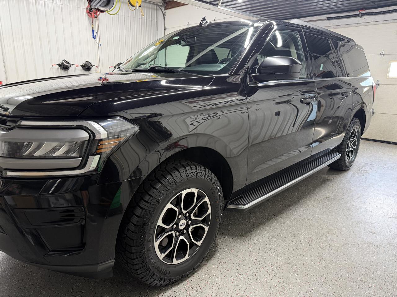 Ford Expedition MAX XLT 4WD 2022