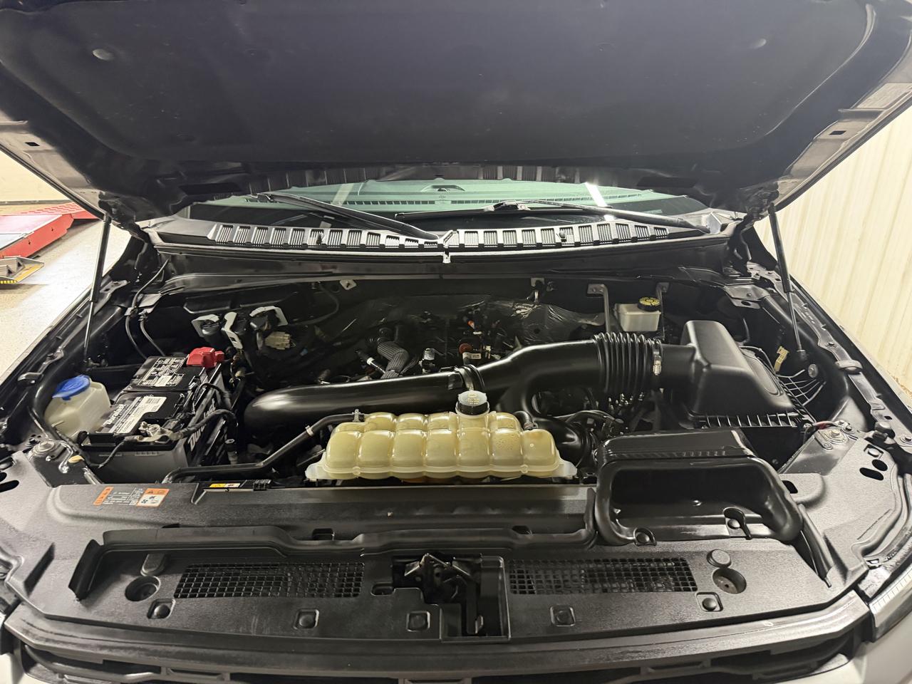 Ford Expedition MAX XLT 4WD 2022