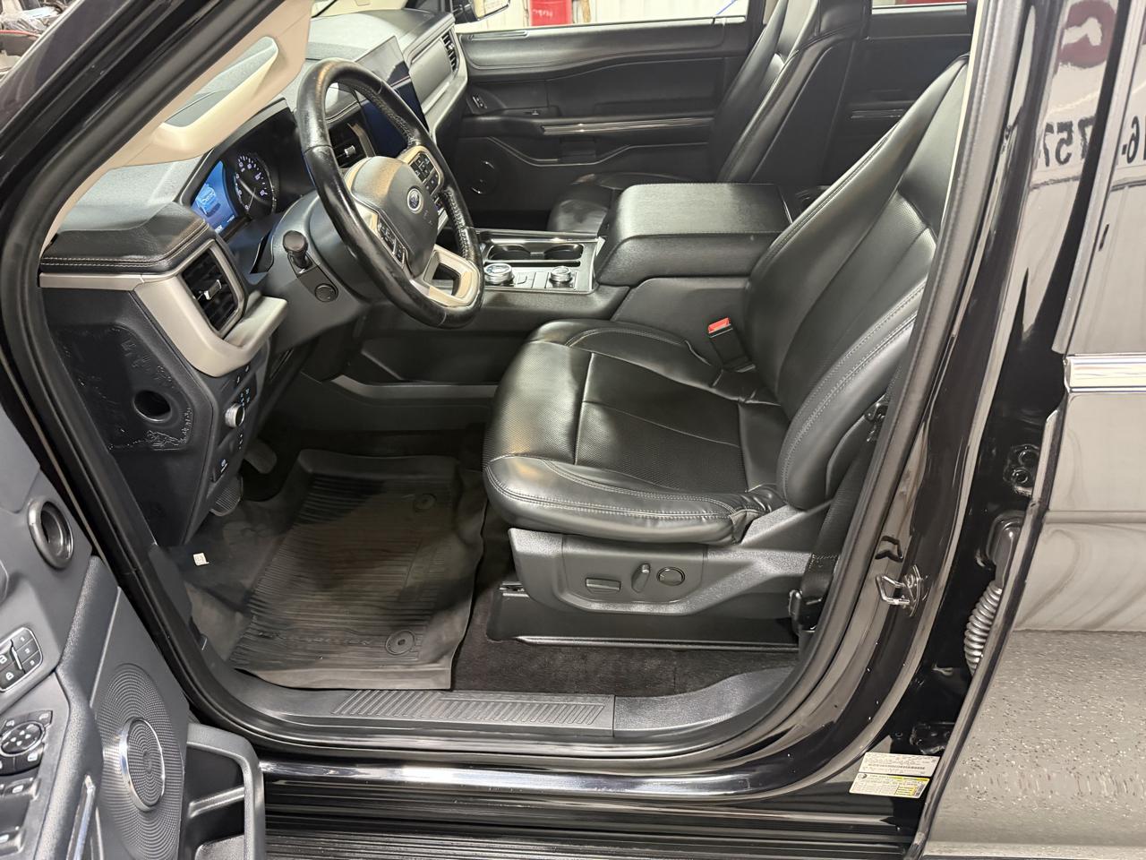 Ford Expedition MAX XLT 4WD 2022