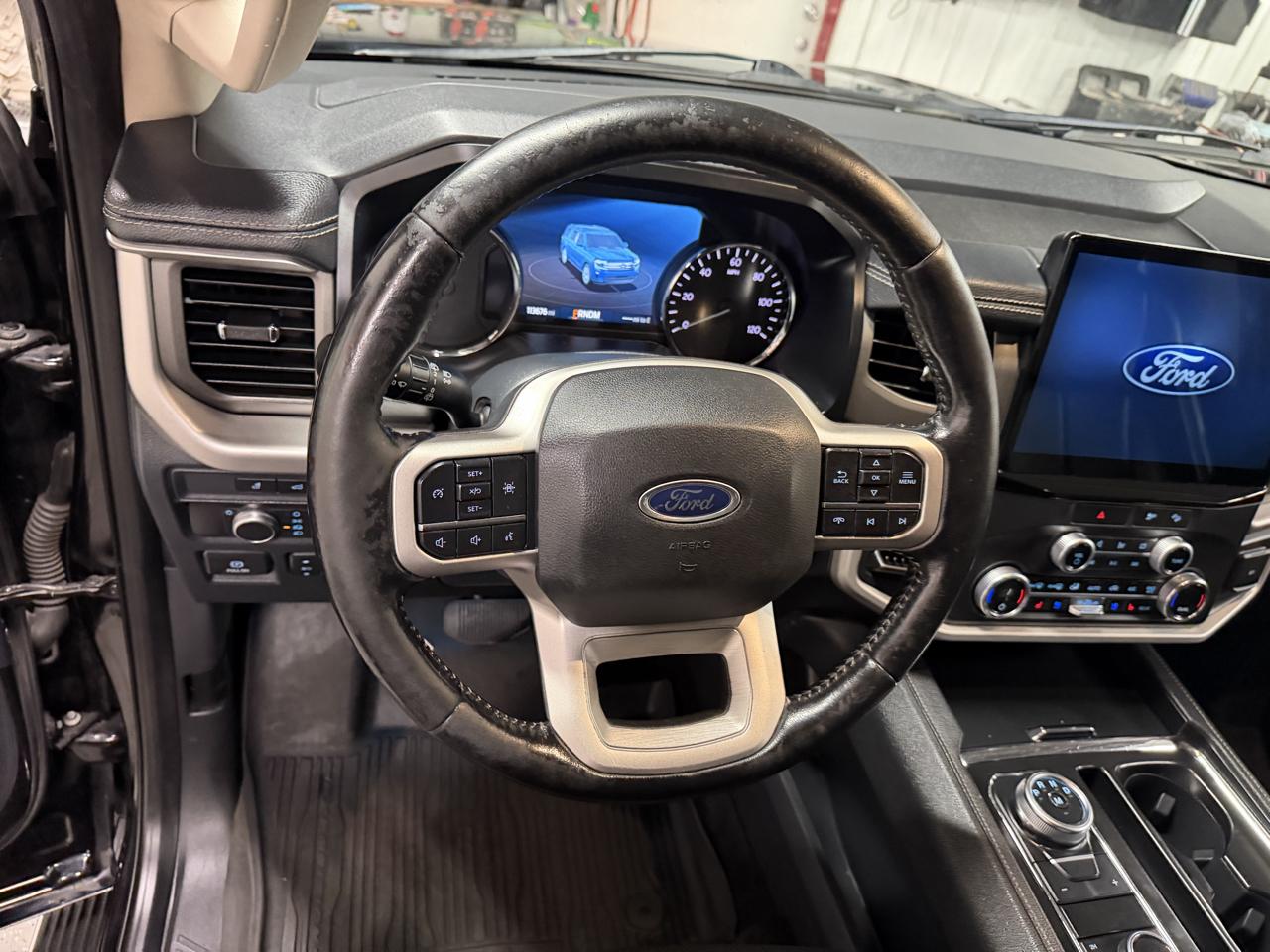 Ford Expedition MAX XLT 4WD 2022