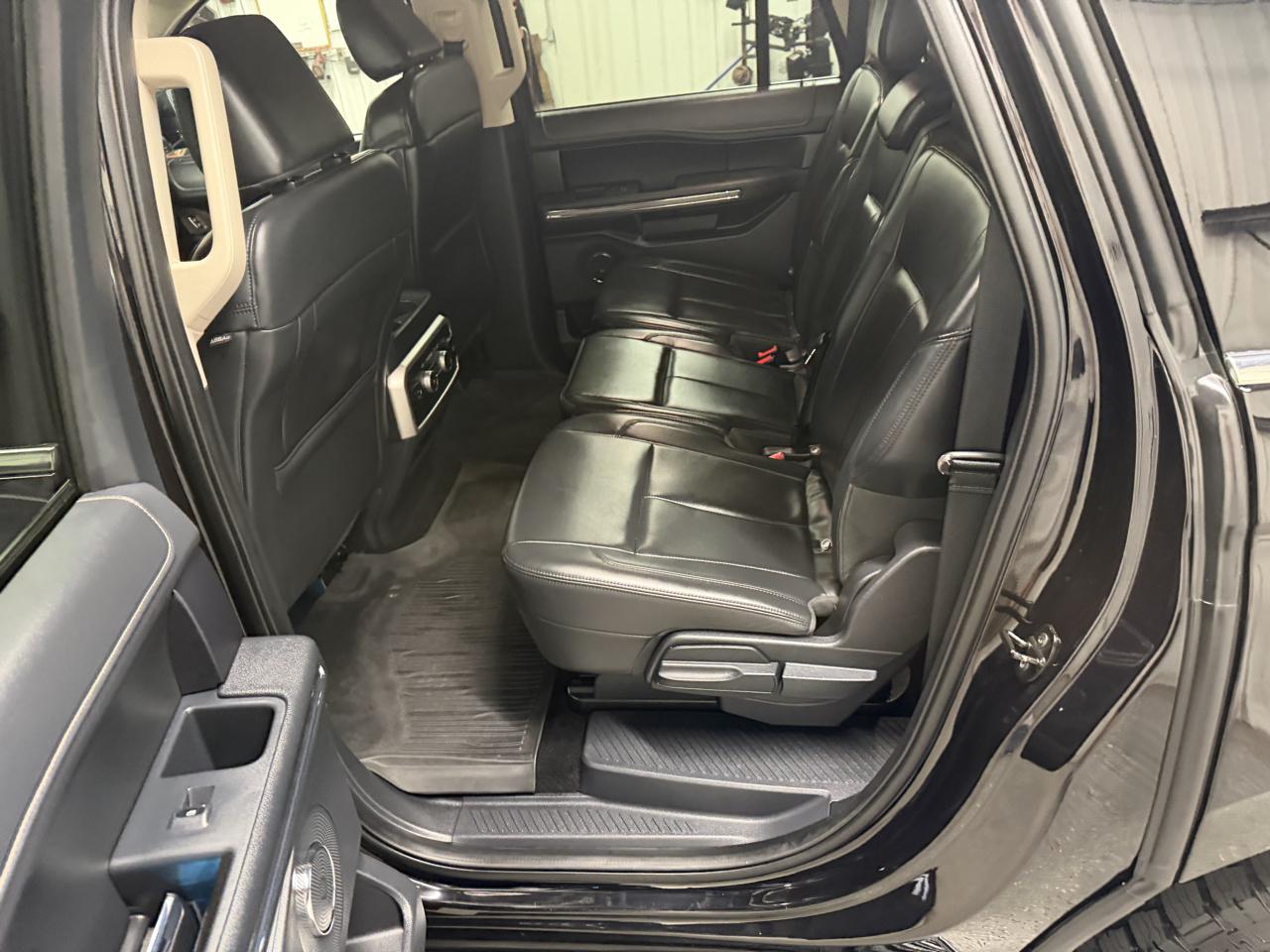 Ford Expedition MAX XLT 4WD 2022