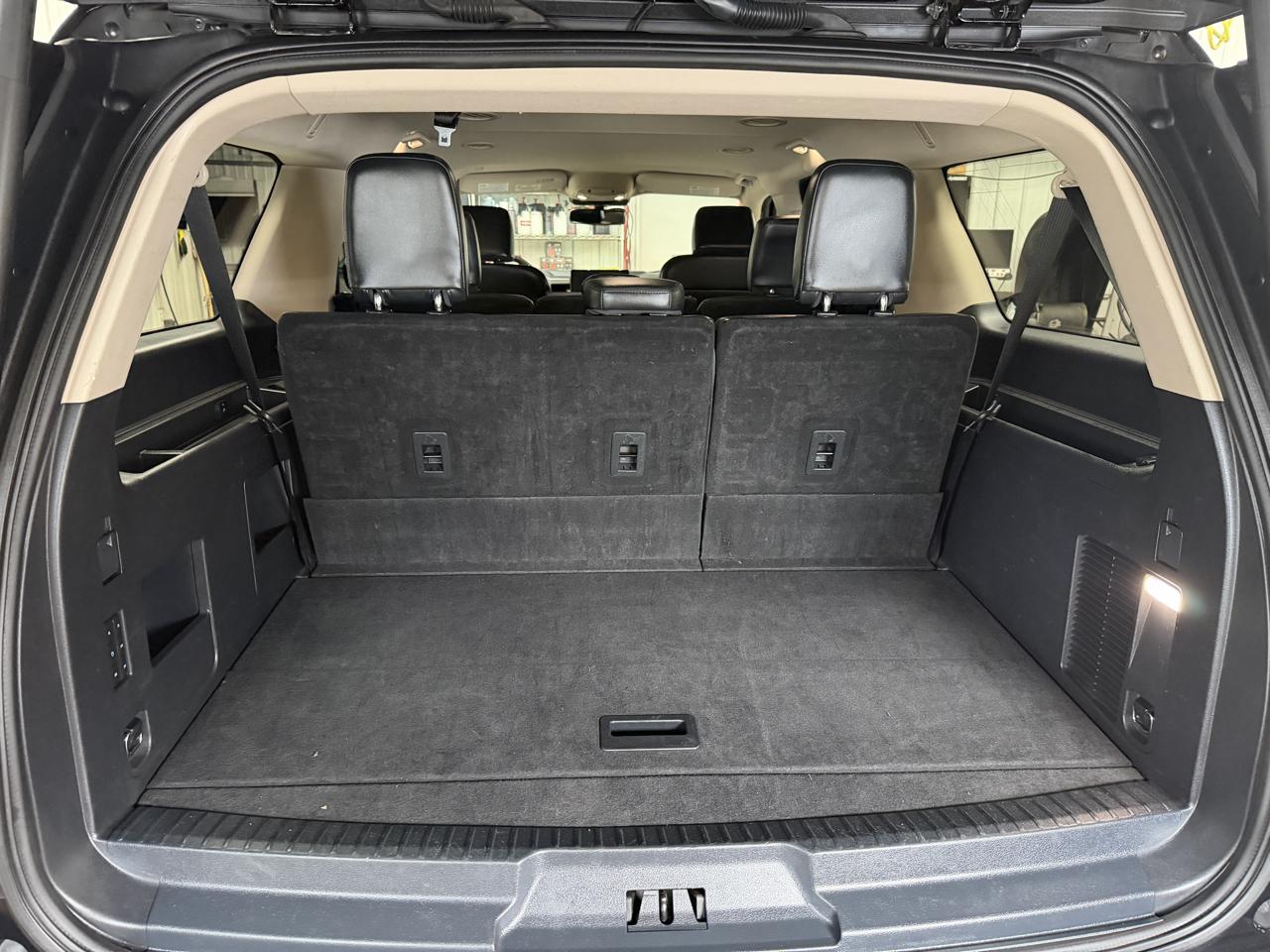 Ford Expedition MAX XLT 4WD 2022
