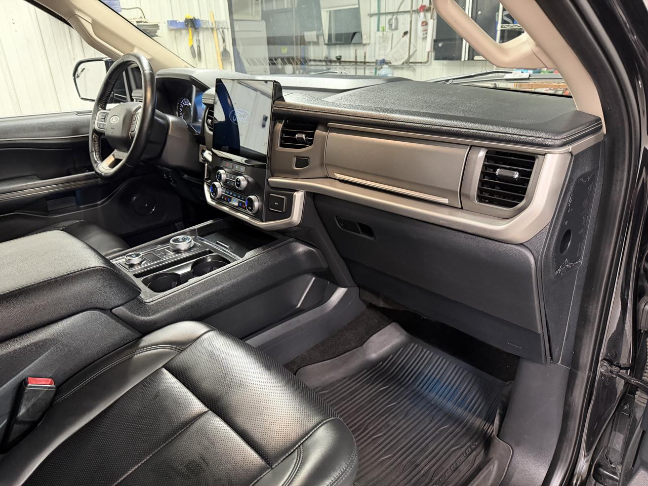 Ford Expedition MAX XLT 4WD 2022