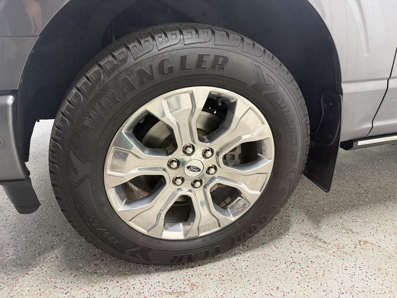 Ford F-150 4WD SuperCrew 145" Platinum 2021
