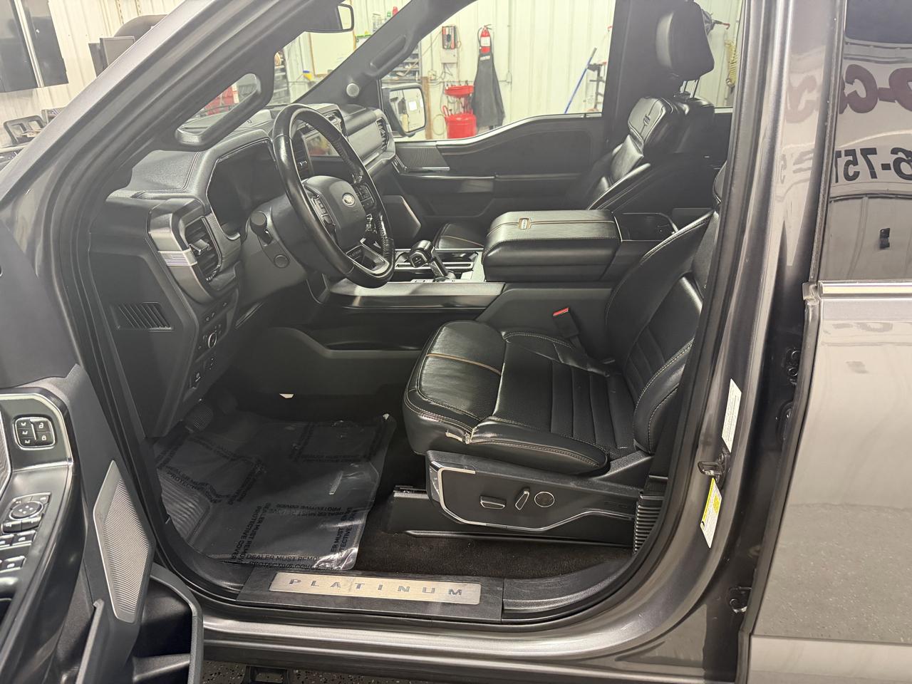 Ford F-150 4WD SuperCrew 145" Platinum 2021