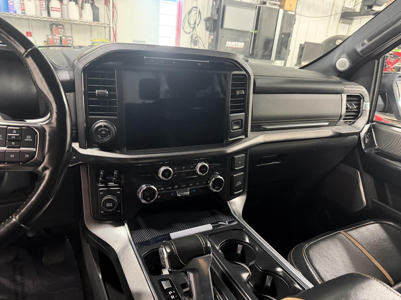Ford F-150 4WD SuperCrew 145" Platinum 2021
