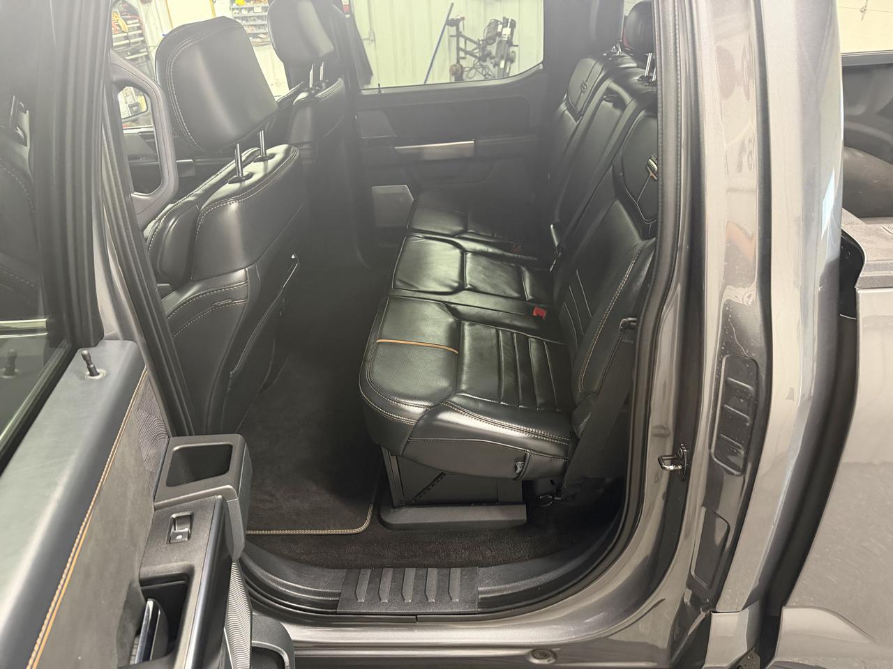 Ford F-150 4WD SuperCrew 145" Platinum 2021