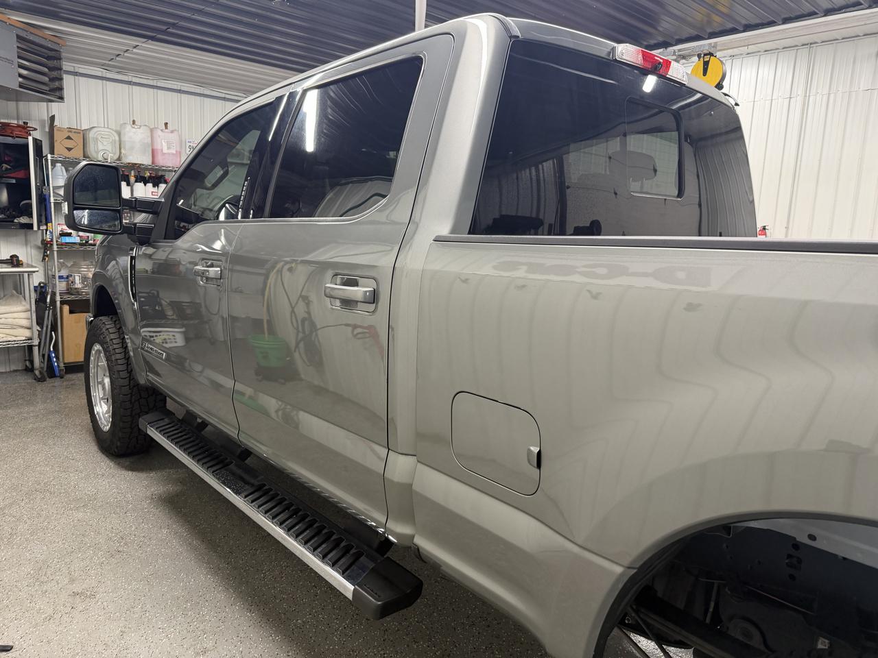 Ford F-250 SD Lariat Crew Cab Short Bed 4WD 2019