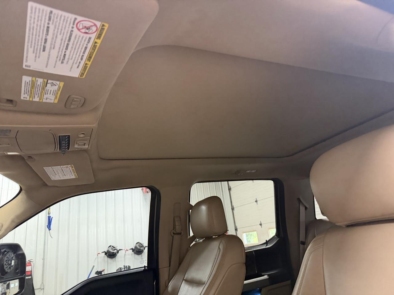 Ford F-250 SD Lariat Crew Cab Short Bed 4WD 2019