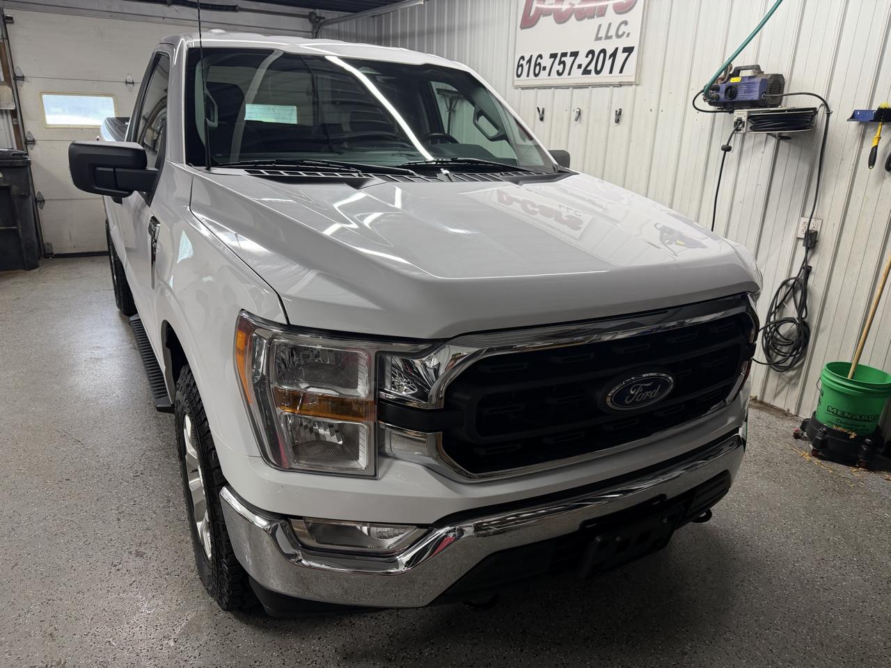 Ford F-150 4WD Reg Cab 145" XLT w/HD Payload Pkg 2021
