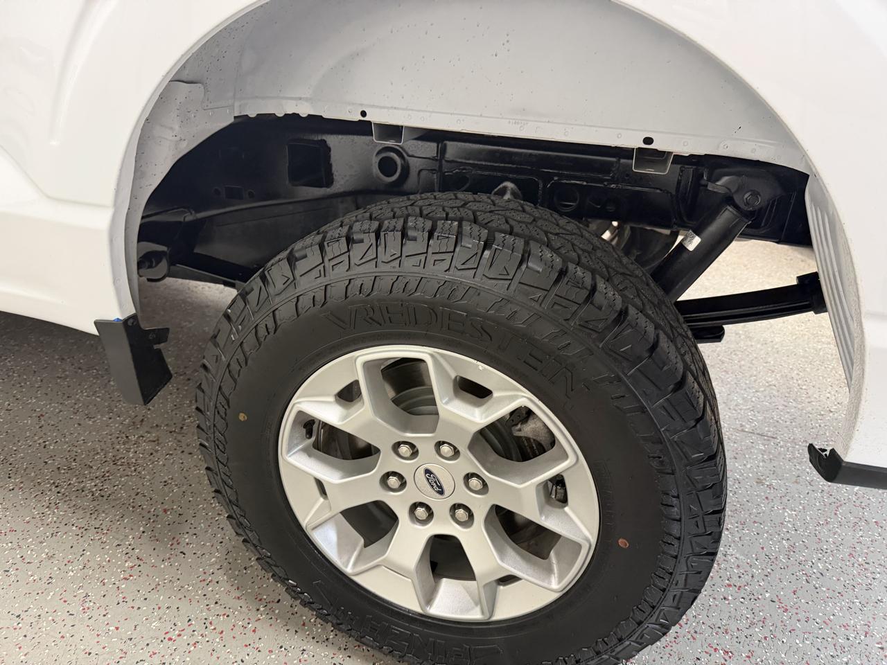 Ford F-150 4WD Reg Cab 145" XLT w/HD Payload Pkg 2021