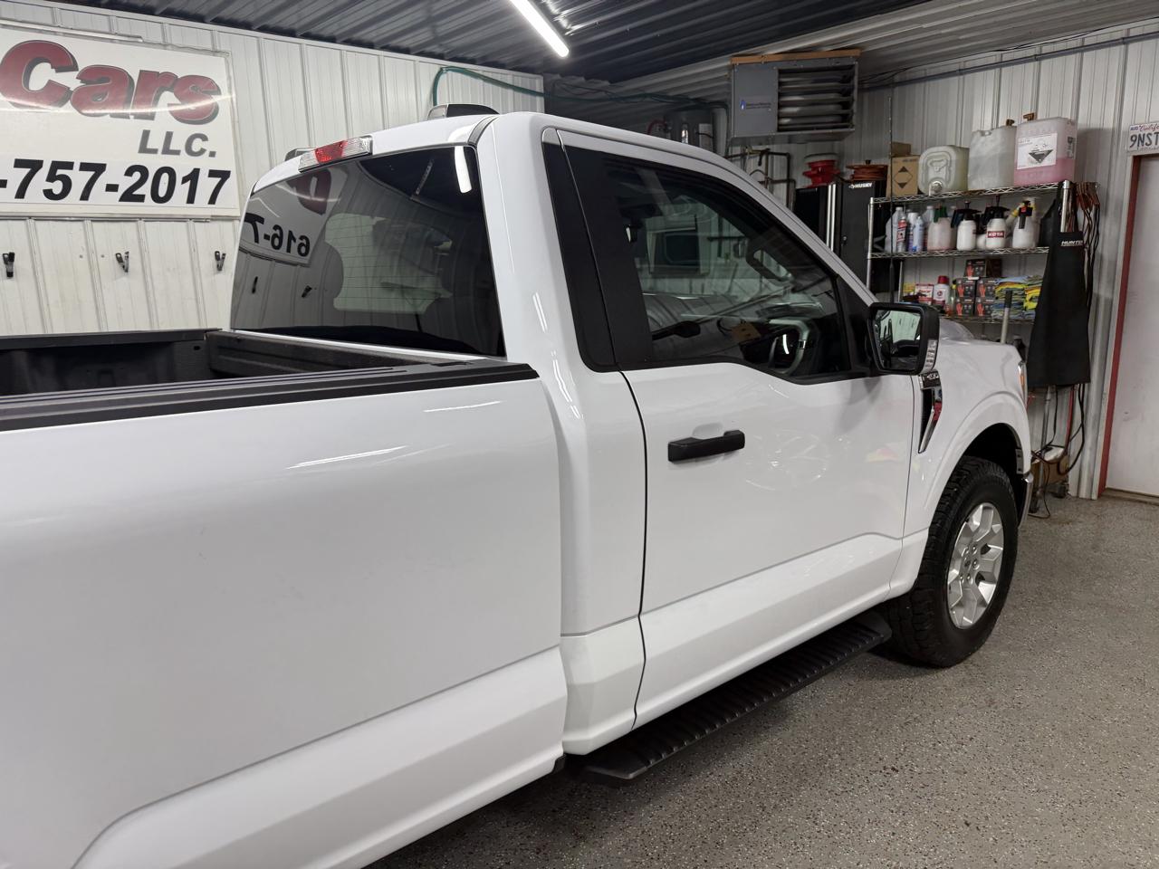 Ford F-150 4WD Reg Cab 145" XLT w/HD Payload Pkg 2021