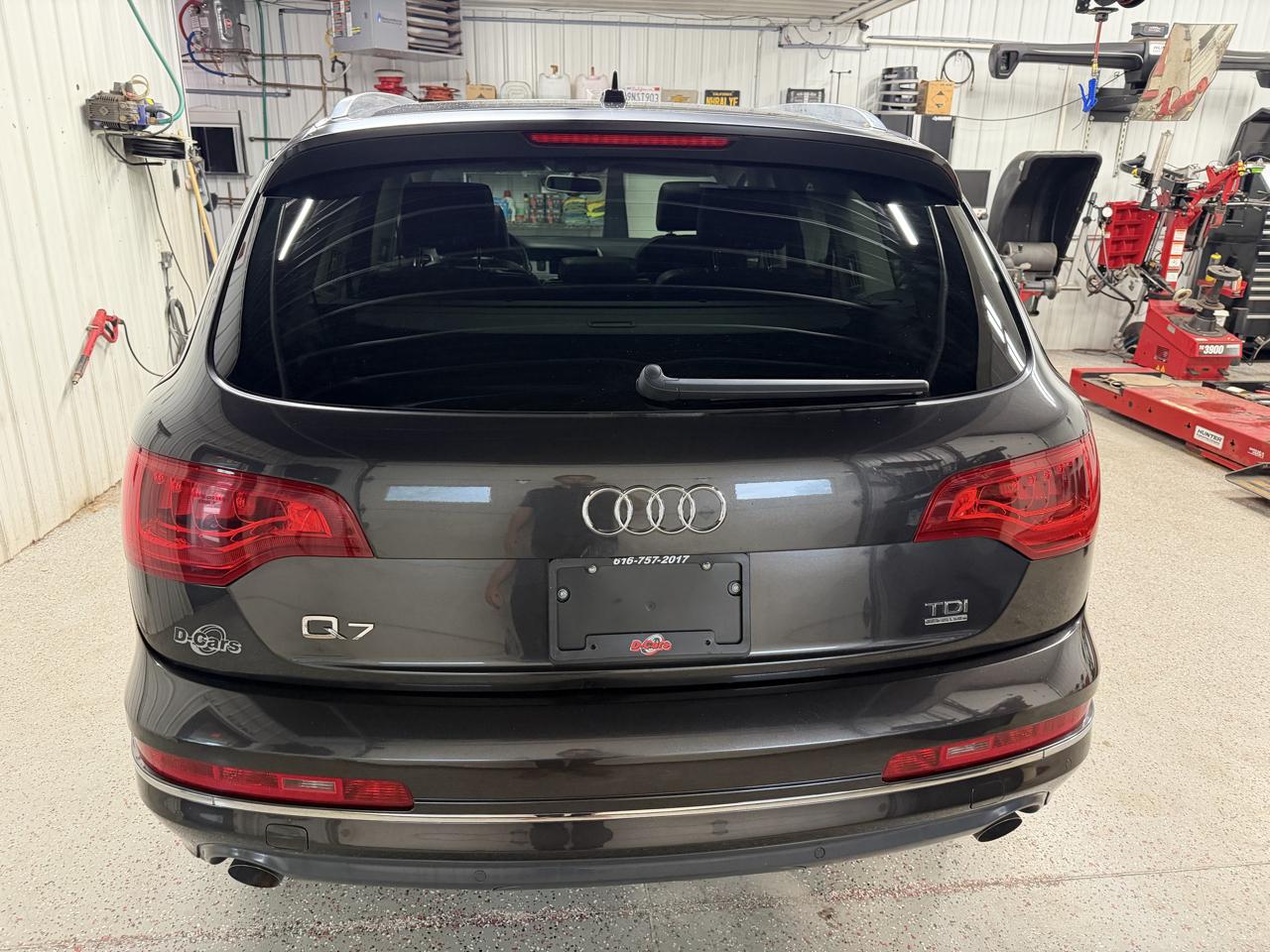 Audi Q7 quattro 4dr 3.0L TDI Prestige 2010