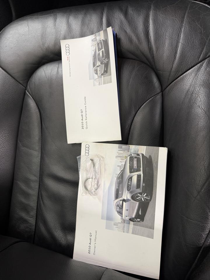 Audi Q7 quattro 4dr 3.0L TDI Prestige 2010