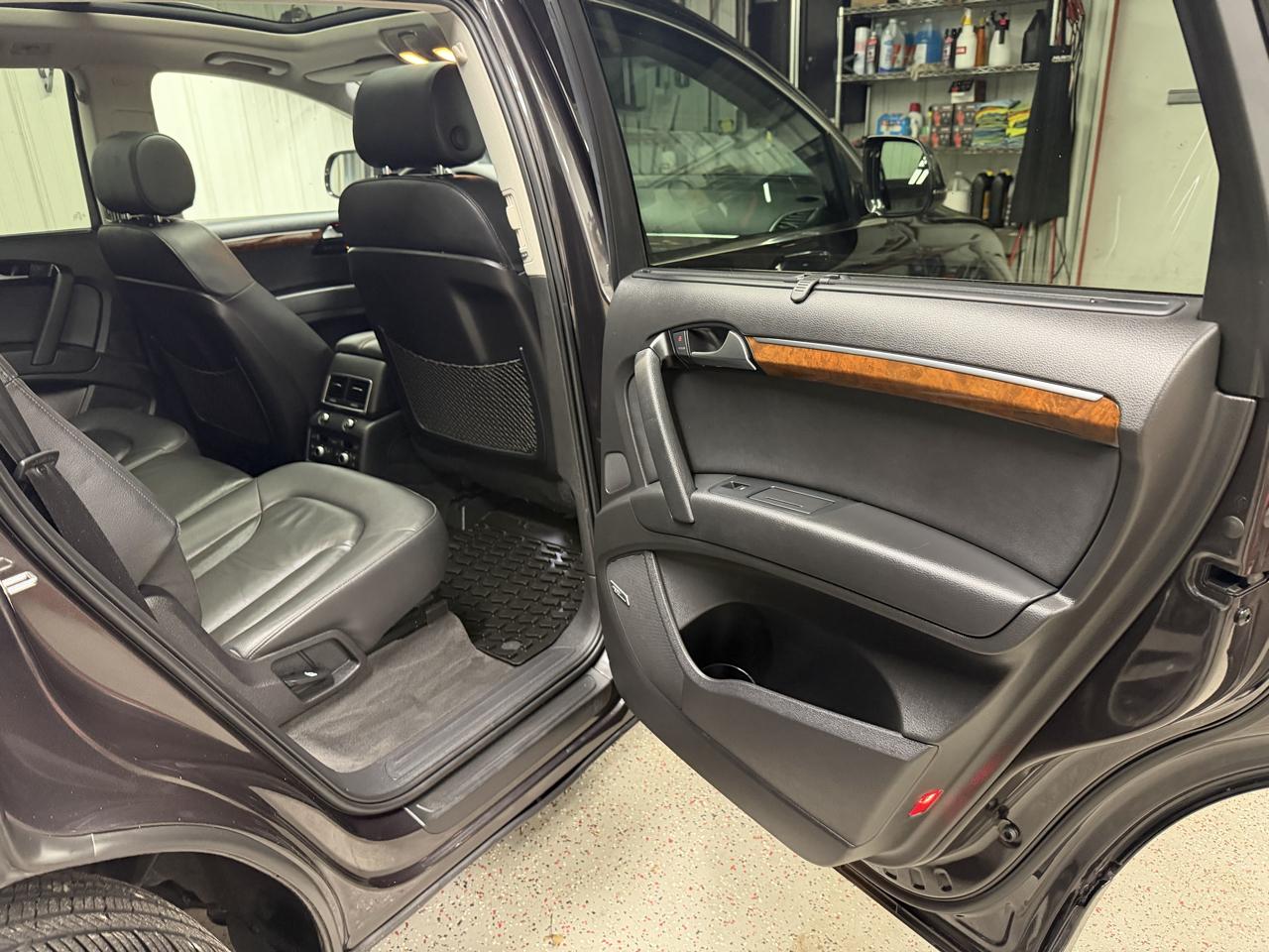 Audi Q7 quattro 4dr 3.0L TDI Prestige 2010