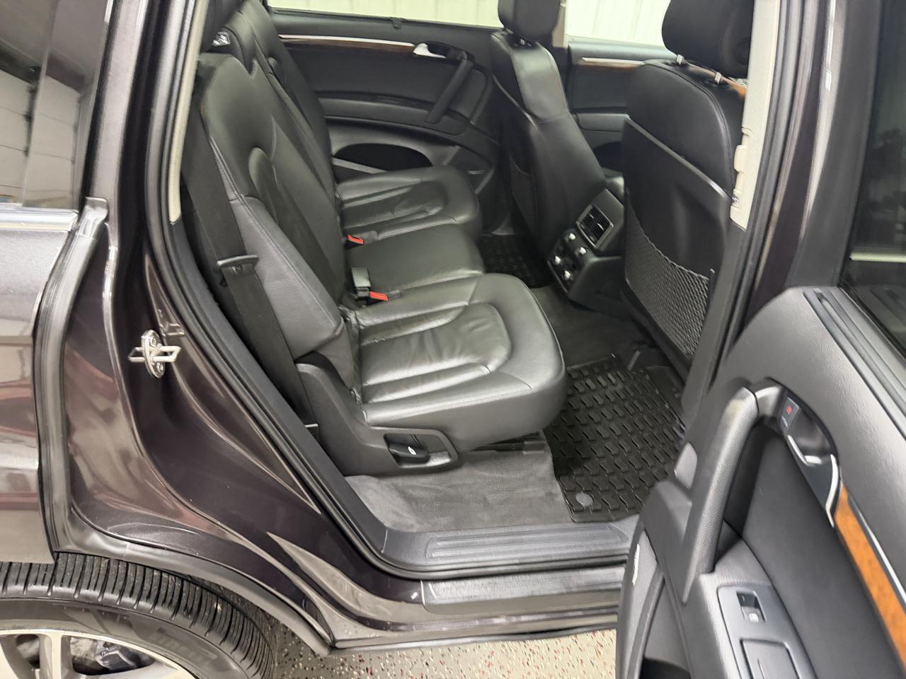 Audi Q7 quattro 4dr 3.0L TDI Prestige 2010