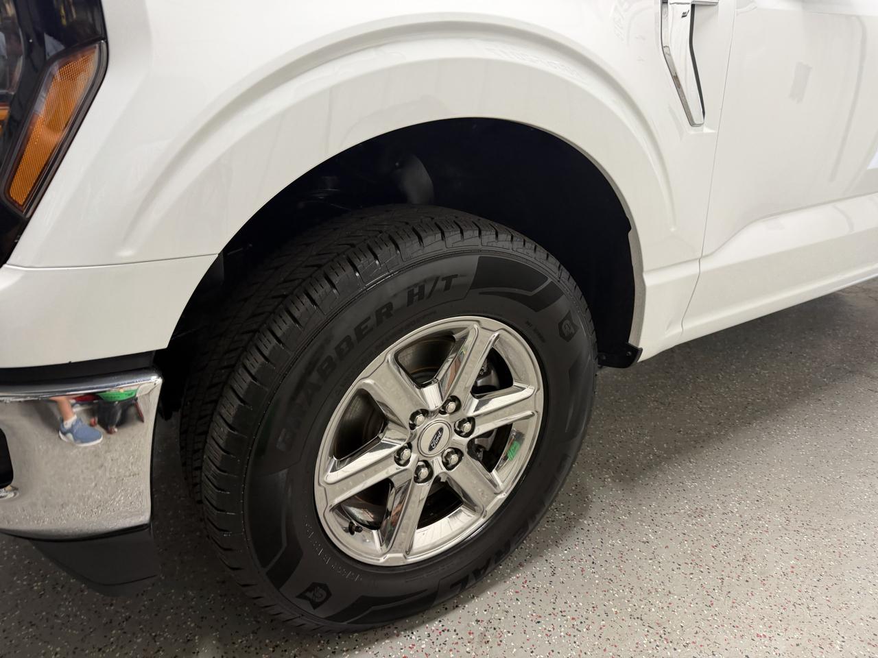 Ford F-150 4WD SuperCrew 145" XLT 2024