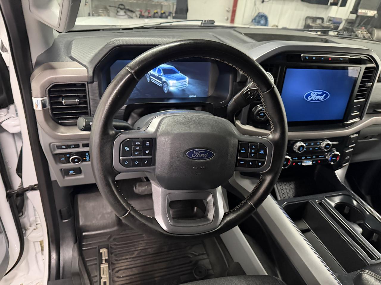 Ford F-150 4WD SuperCrew 145" XLT 2024