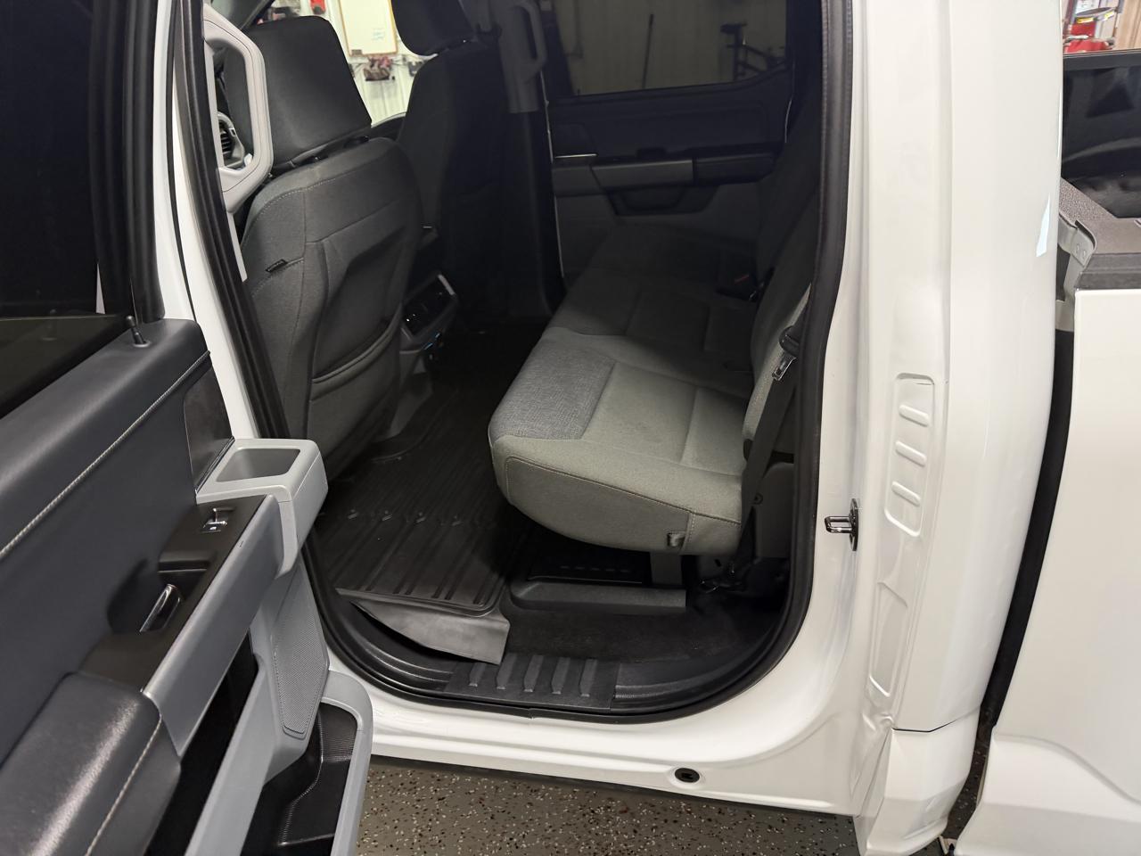 Ford F-150 4WD SuperCrew 145" XLT 2024