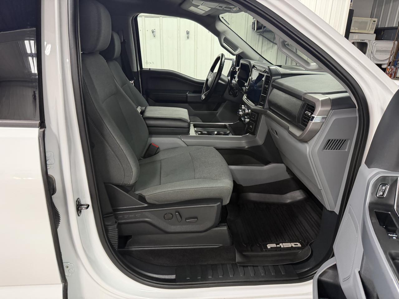 Ford F-150 4WD SuperCrew 145" XLT 2024