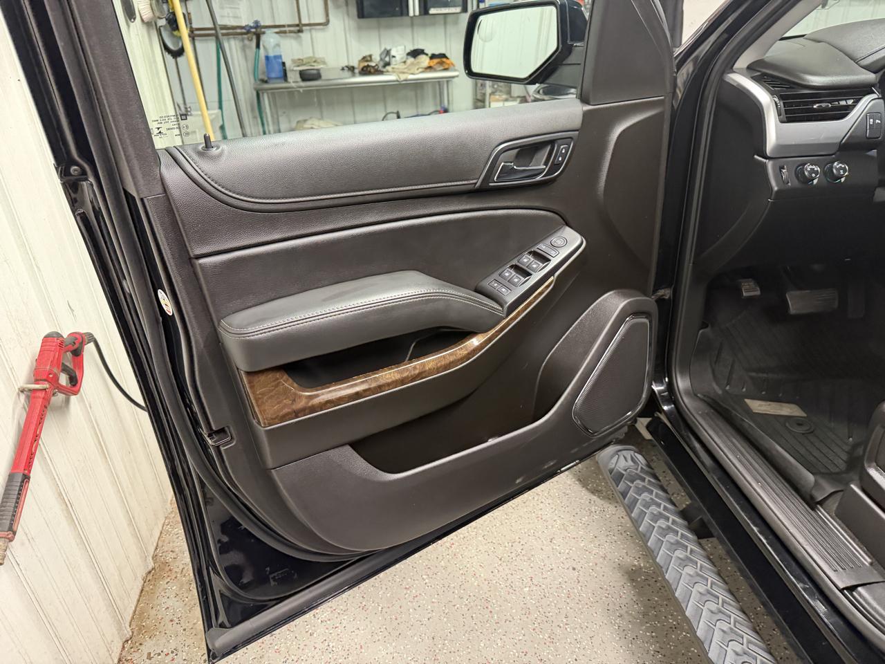 2020 Chevrolet Tahoe LS - Photo 15