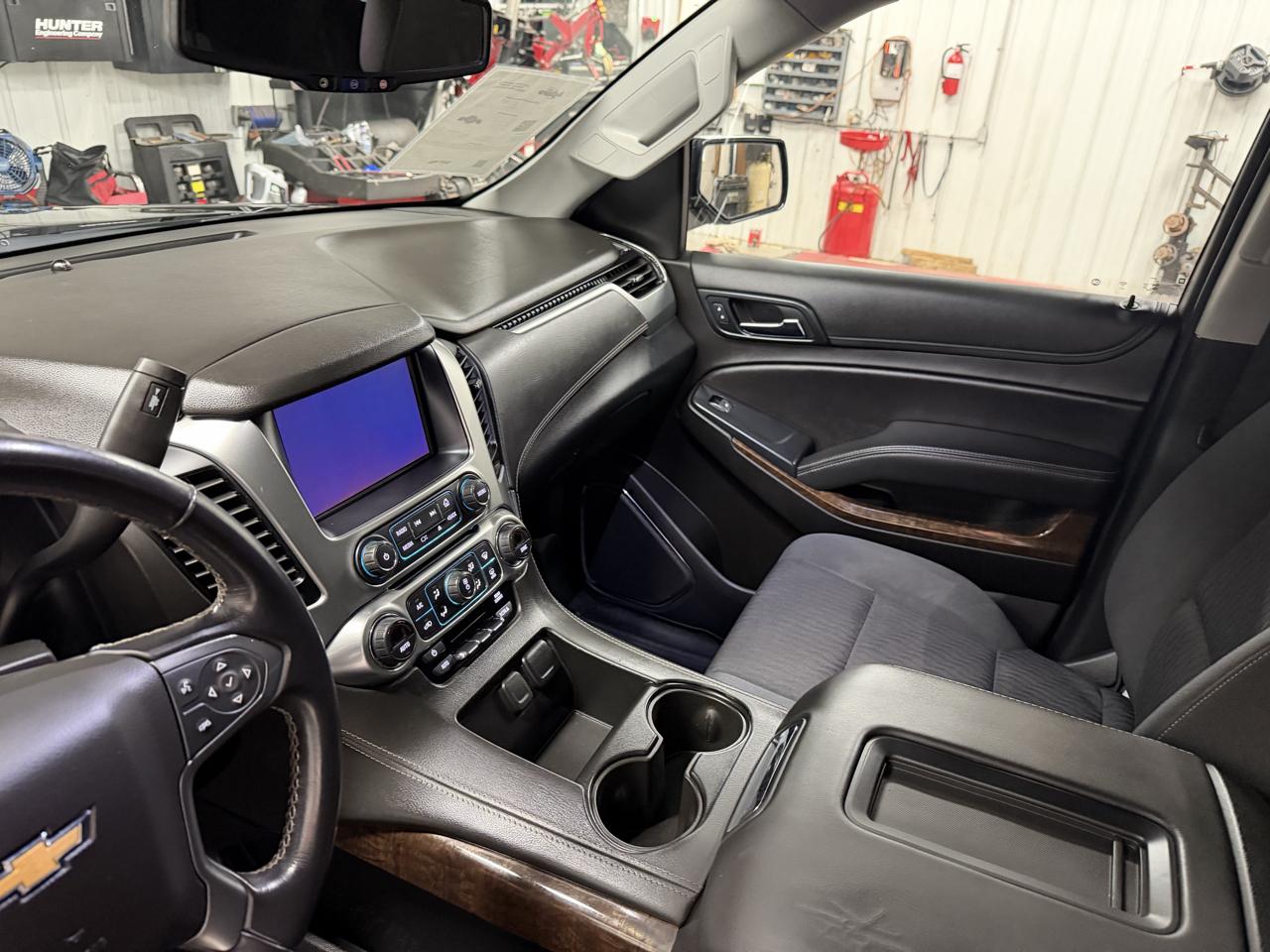 2020 Chevrolet Tahoe LS - Photo 18