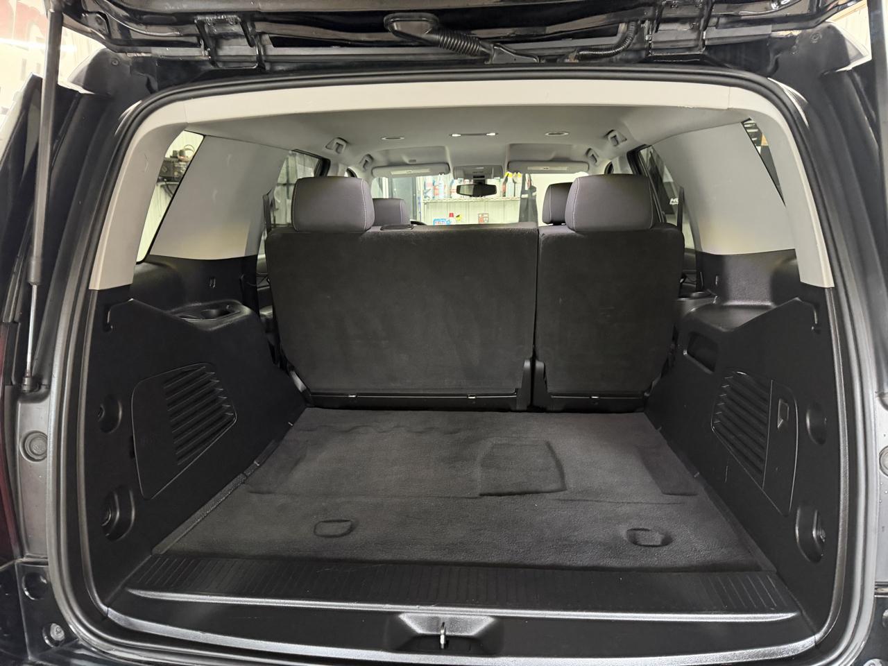 2020 Chevrolet Tahoe LS - Photo 21
