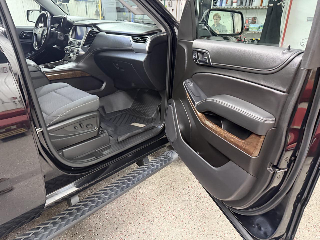 2020 Chevrolet Tahoe LS - Photo 24