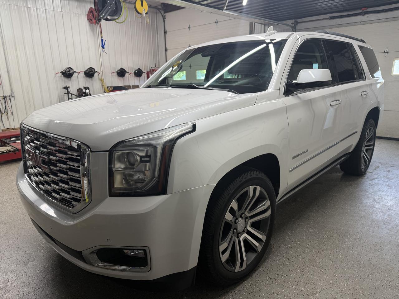 GMC Yukon Denali 4WD 2018