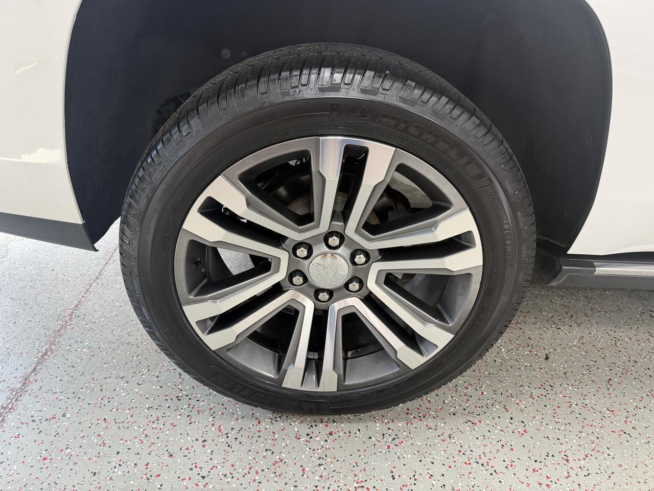GMC Yukon Denali 4WD 2018