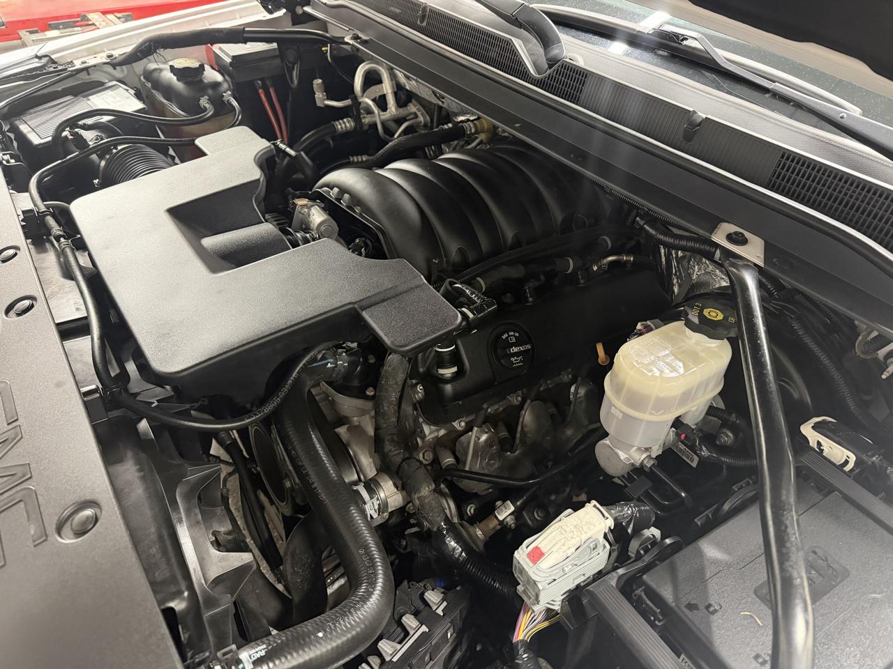 GMC Yukon Denali 4WD 2018