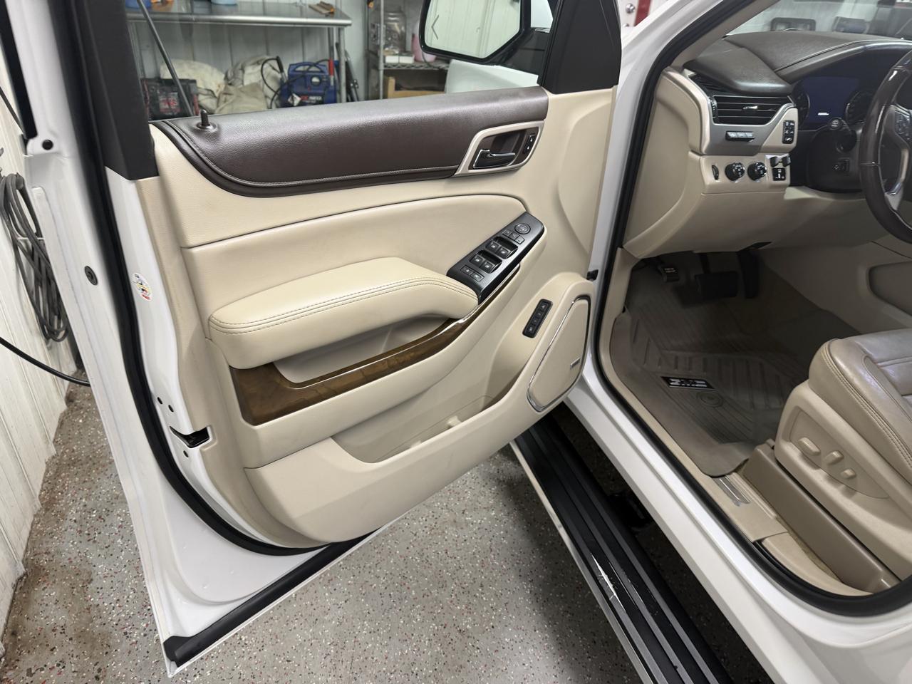 GMC Yukon Denali 4WD 2018